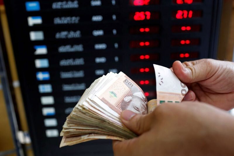 خلل في “غوغل” يهوي بسعر صرف الدرهم أمام الدولار والأورو
