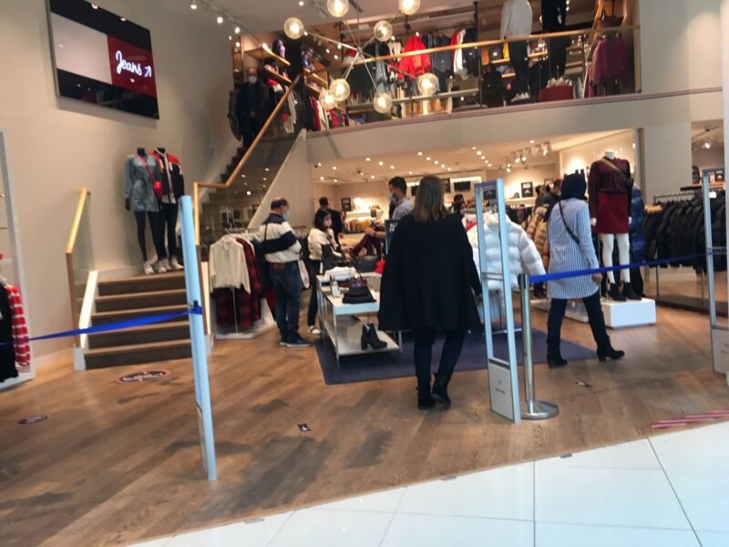 موسم التخفيضات الكبرى ينطلق