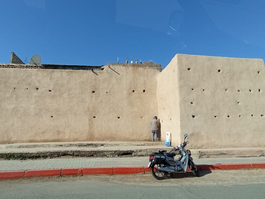 لك الله يا أسوار مراكش