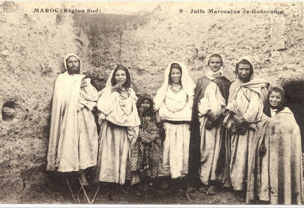 يهود مغاربة يطالبون بالجنسية.. تهرب من الضرائب أم من القانون؟