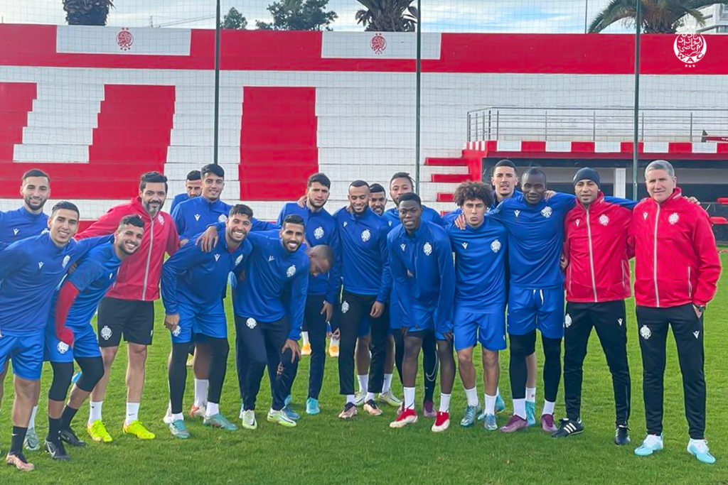 خمس مباريات للوداد في 15 يوما