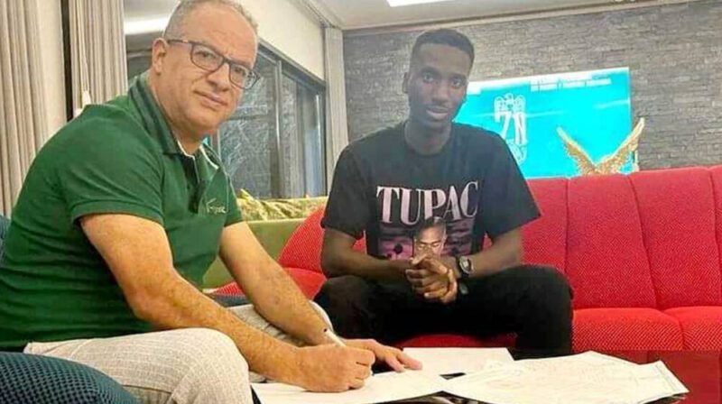 ويلسون يزيد من معاناة الرجاء المالية