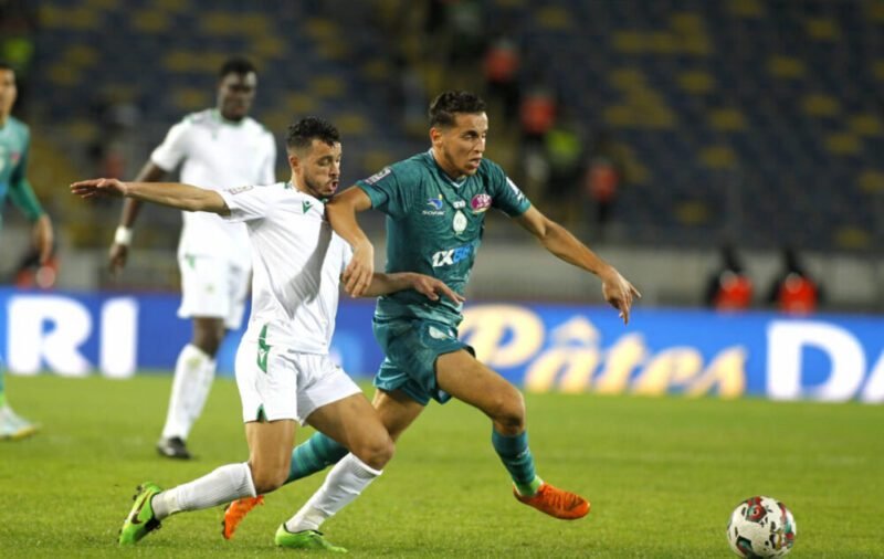 الإضراب يخيم على تداريب فريق بالبطولة