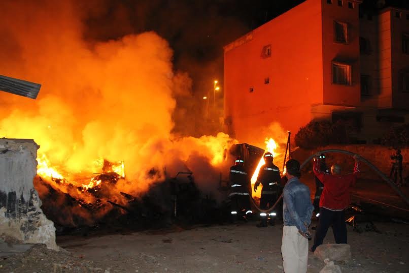 حريق بمستودع لتصنيع السيارات بالقنيطرة