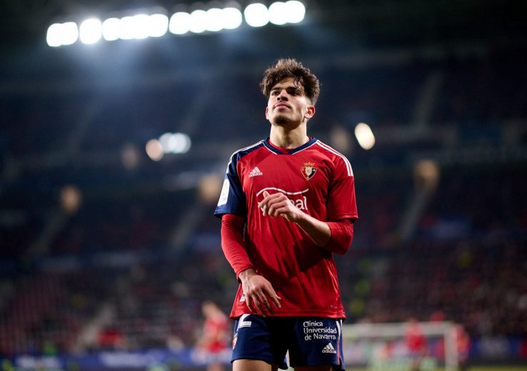 تشافي يتشبث بالزلزولي