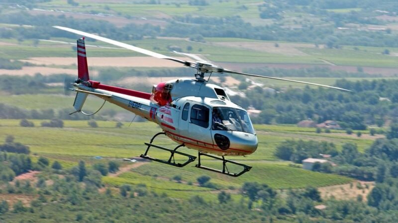 بارون مغربي يتنقل من سجنه بمروحية