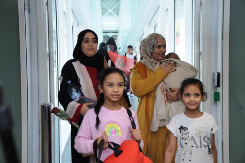 بالصور.. وصول رابع طائرة إجلاء من السودان إلى المغرب