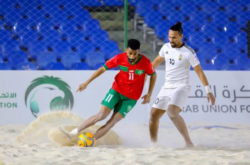 أسود الشاطئ في نصف نهاية كأس العرب