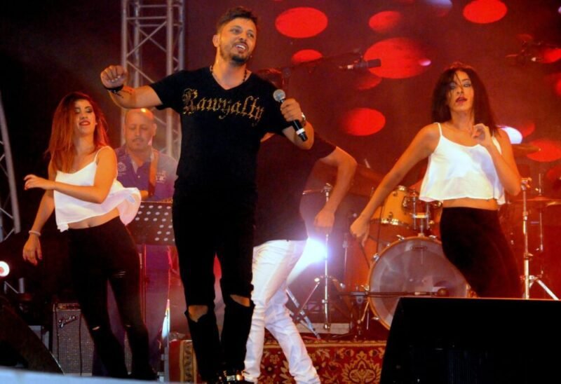 ماناجير الصنهاجي يدير أعمال حاتم عمور