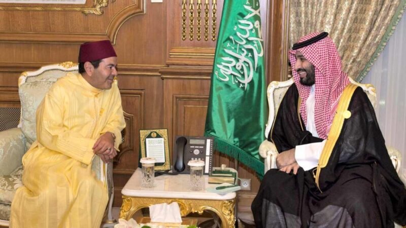 مولاي رشيد يمثل الملك في قمة جدة