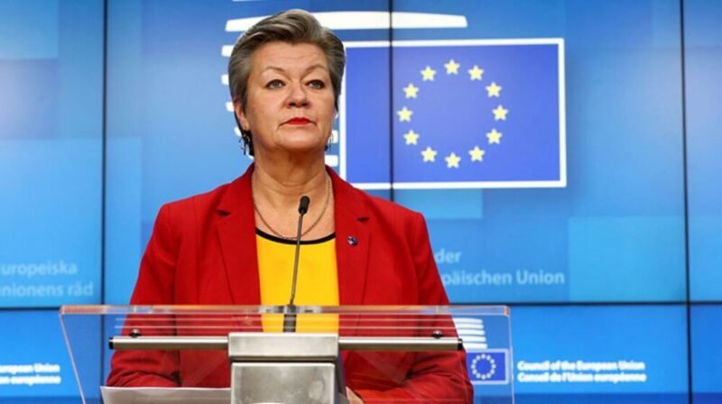 مسؤولة أوروبية: المغرب “شريك محوري في إدارة الهجرة”