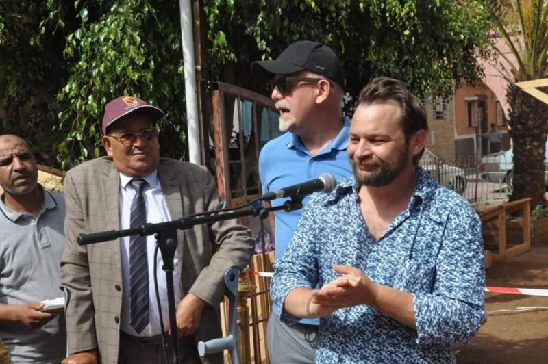 فرنسيون في حديقة الحي المحمدي