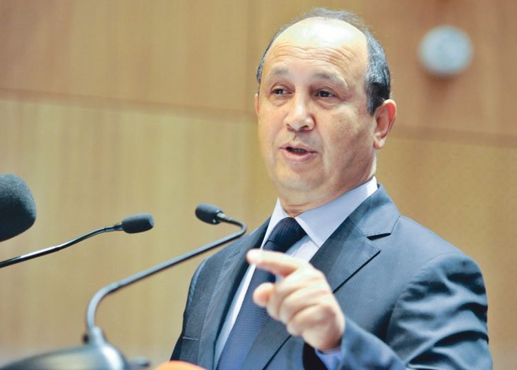 إعادة انتخاب أحيزون رئيسا لجامعة ألعاب القوى