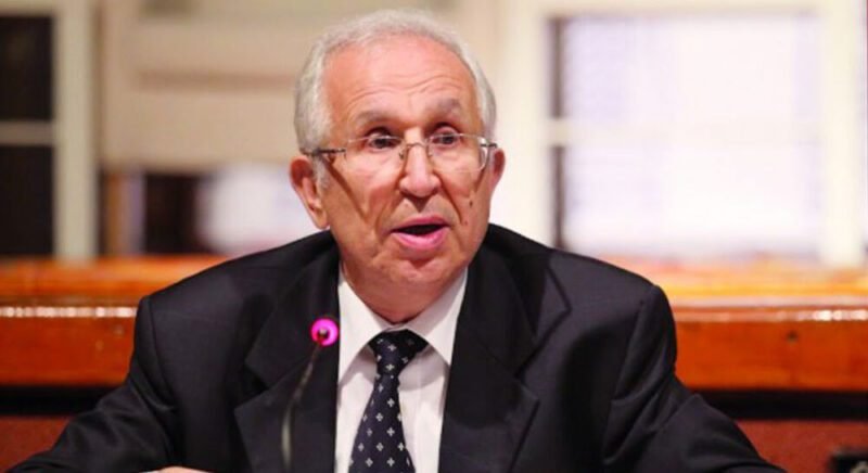 تسليم خزانة الراحل المساري إلى المكتبة الوطنية