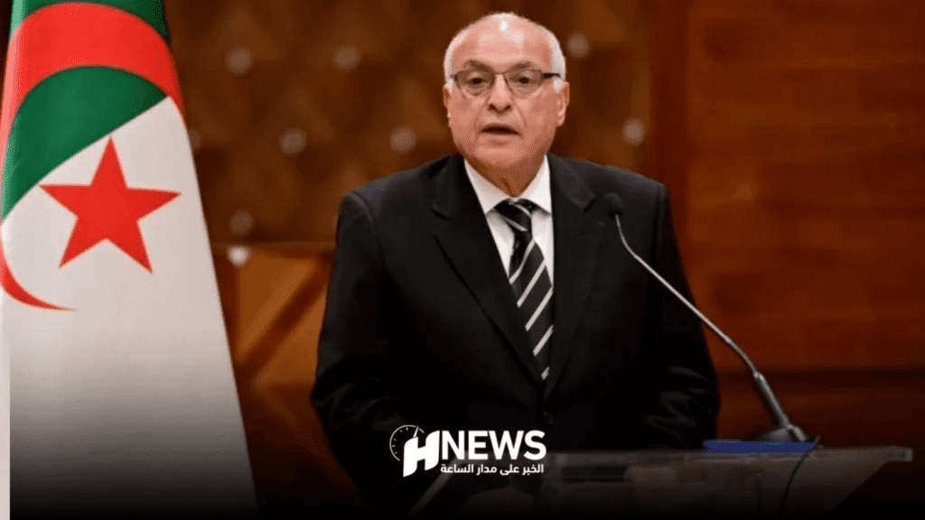 وزير خارجية الجزائر يغرد خارج السرب