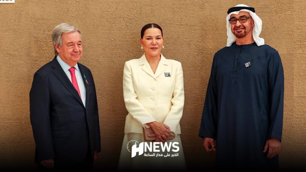 الأميرة للا حسناء تزور رواق المغرب بدبي