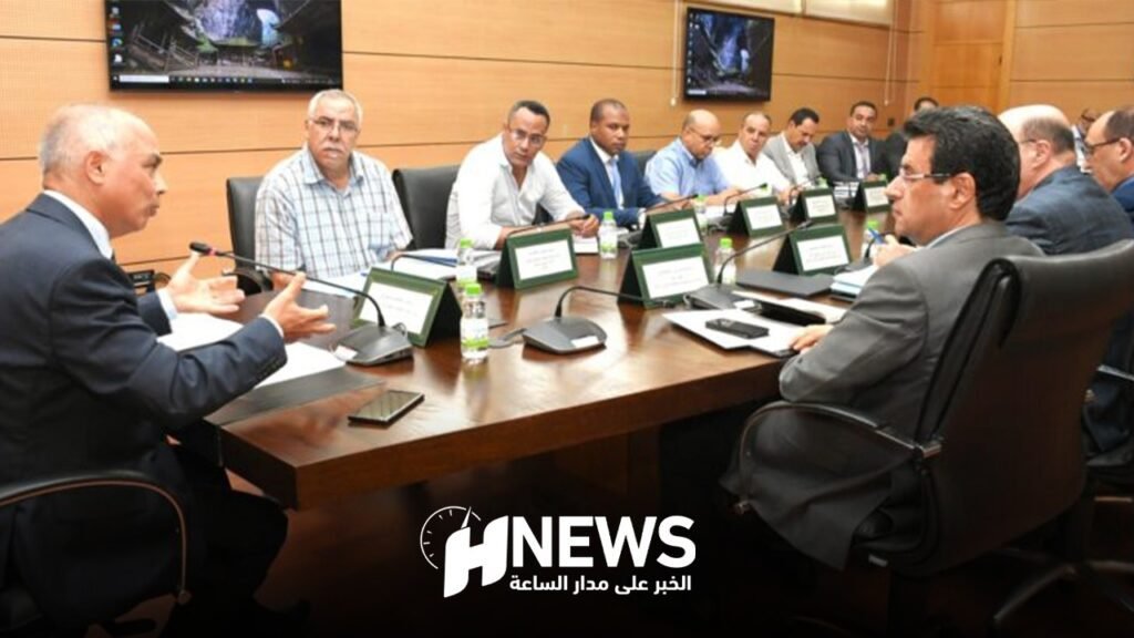 وزارة بنموسى تتفق مع النقابات حول حل ملف الموقوفين