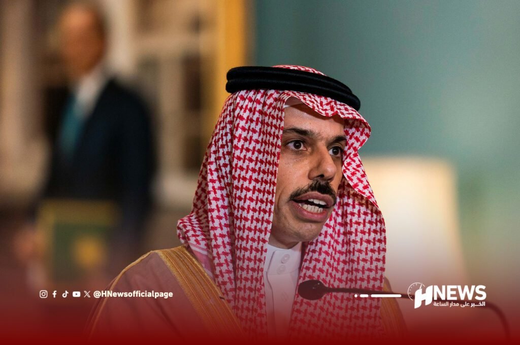 السعودية تدعو لرفع العقوبات عن سوريا