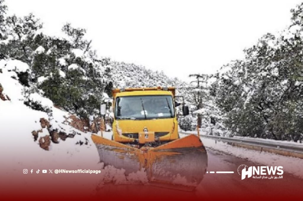 التساقطات الثلجية والمطرية تعرقل حركة المرور بعدة مناطق