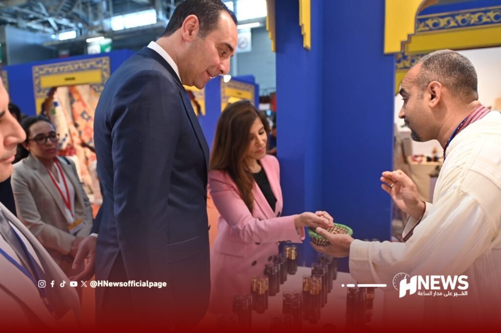 معرض باريس 4 | H-NEWS آش نيوز معرض باريس 4