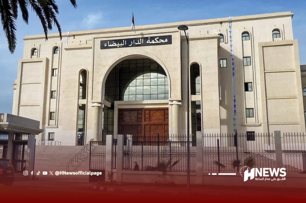 الجزائر تحقق مع إعلامي بتهمة المساس بالرموز الوطنية