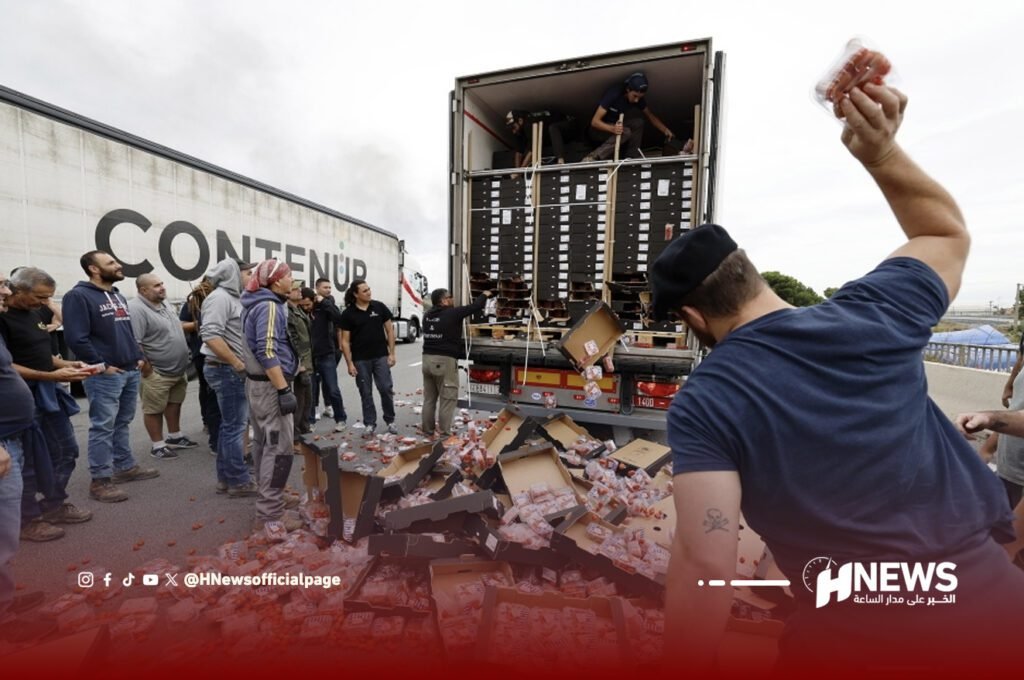 فلاحي إسبانيا يطالبون بحماية إنتاجهم من طماطم المغرب