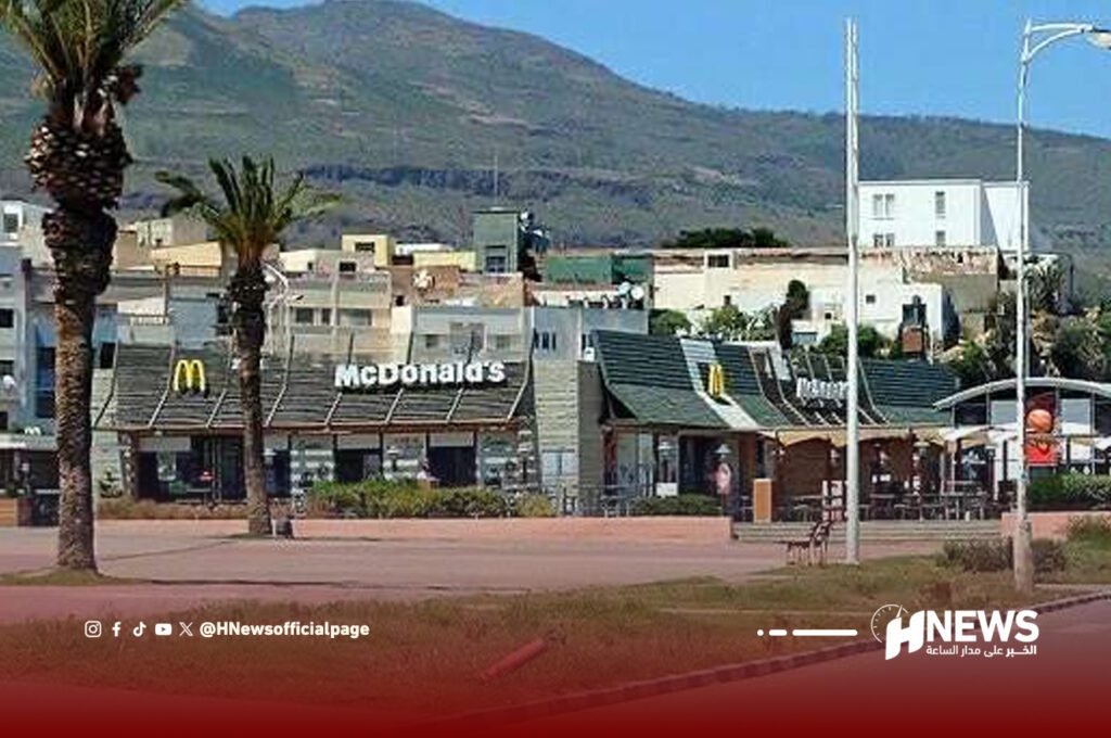 احتجاز طفلات داخل مطعم ماكدونالدز الناظور يثير استنكارا واسعا