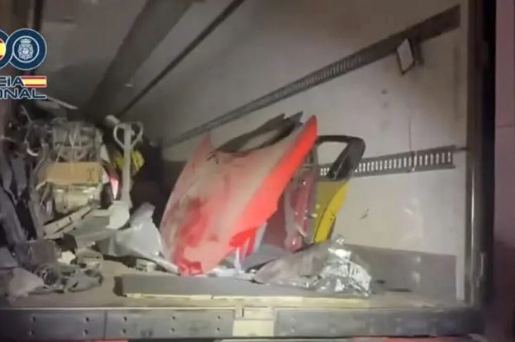 تفكيك شبكة لسرقة السيارات الفاخرة بين إسبانيا والمغرب