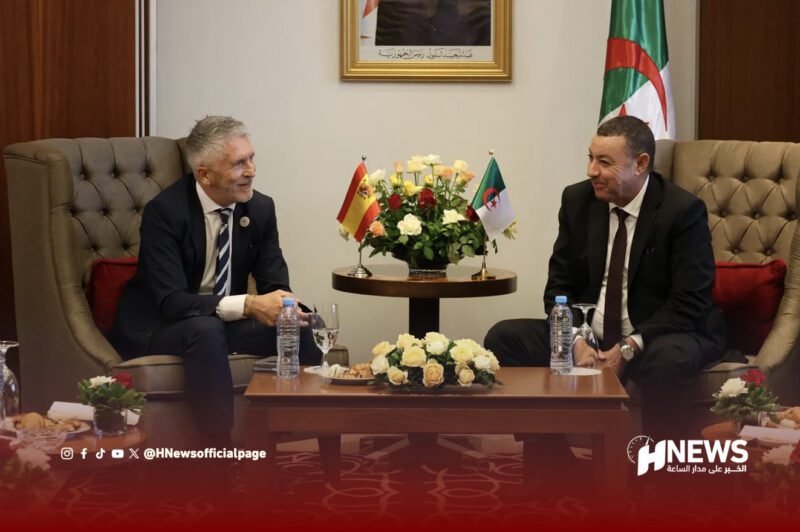 وزير الداخلية الجزائري والاسباني