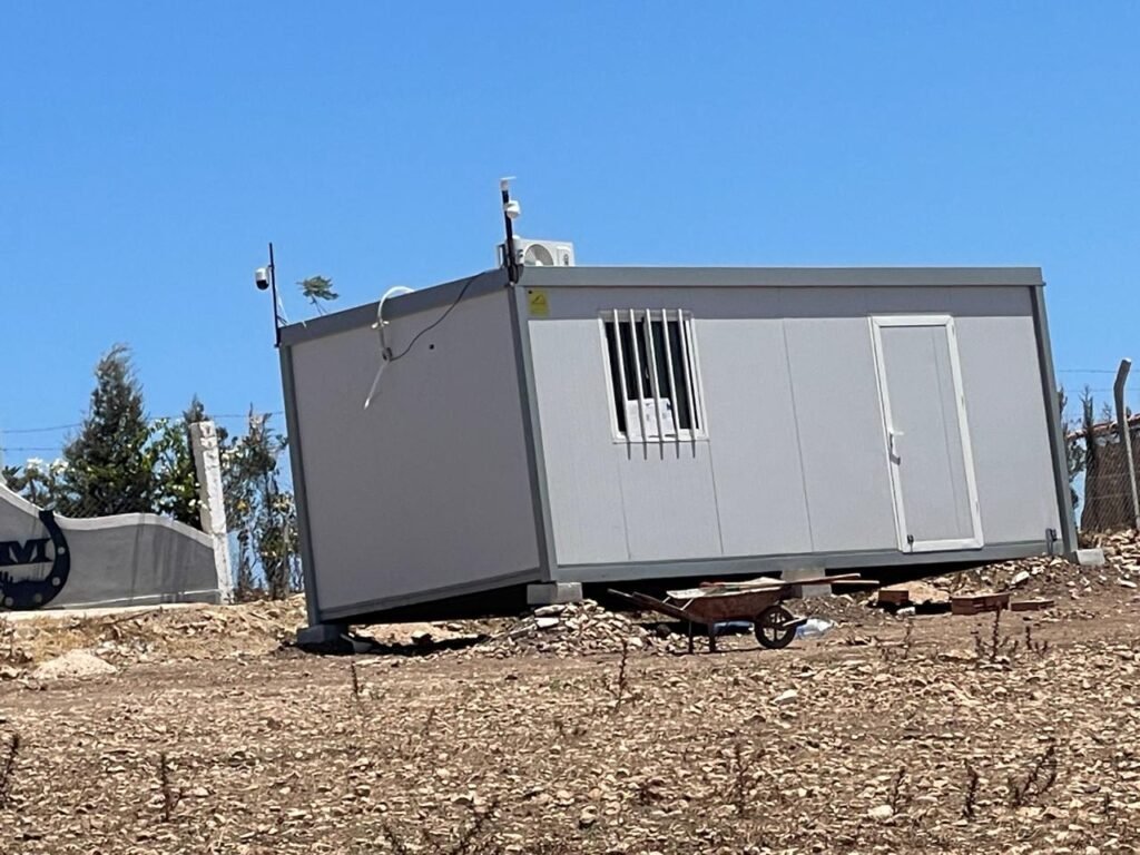 سكن عشوائي متنقل