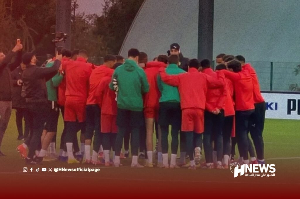 بحضور لقجع.. أجواء إيجابية في آخر حصة تدريبية للمنتخب المغربي