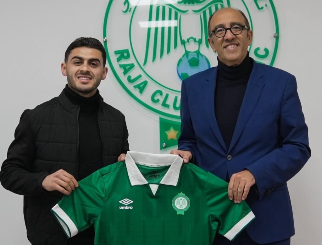 الرجاء يضم نجم المنتخب الأردني في كأس العرب