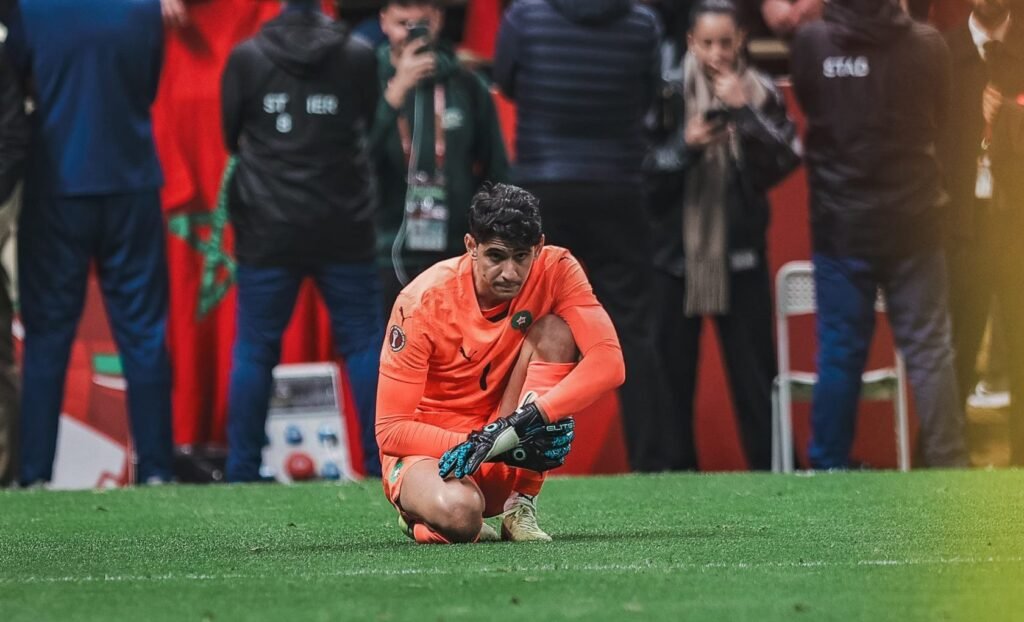 ياسين بونو يعود مصابا للهلال عقب مشاركته في كأس إفريقيا