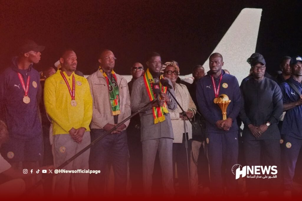 رئيس السنغال يشيد بمنتخبه ويتجاهل فوضى النهائي