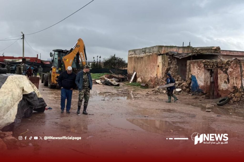 هدم دور آيلة للسقوط بقيادة أولاد زيان وإجلاء سكانها