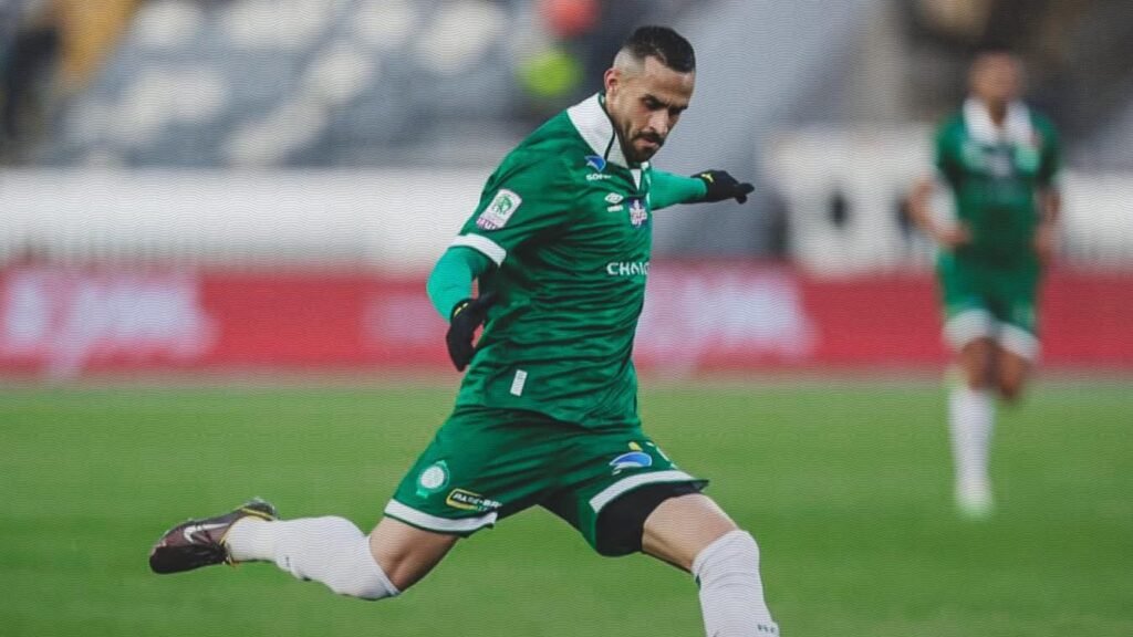 الرجاء يفوز بثلاثية نظيفة على نهضة الزمامرة