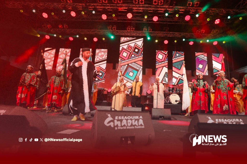 مهرجان كناوة يكرم لمعلم الراحل مصطفى باقبو.. فيديو