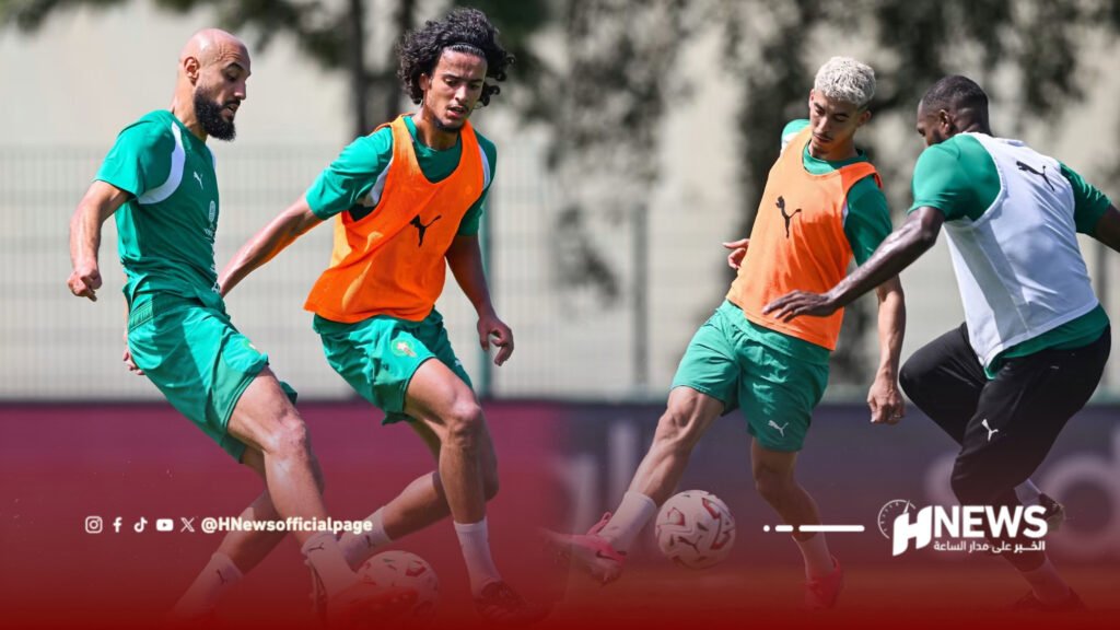 المنتخب المغربي يواصل استعداداته للغابون وحكيمي والصيباري يلتحقان غدا